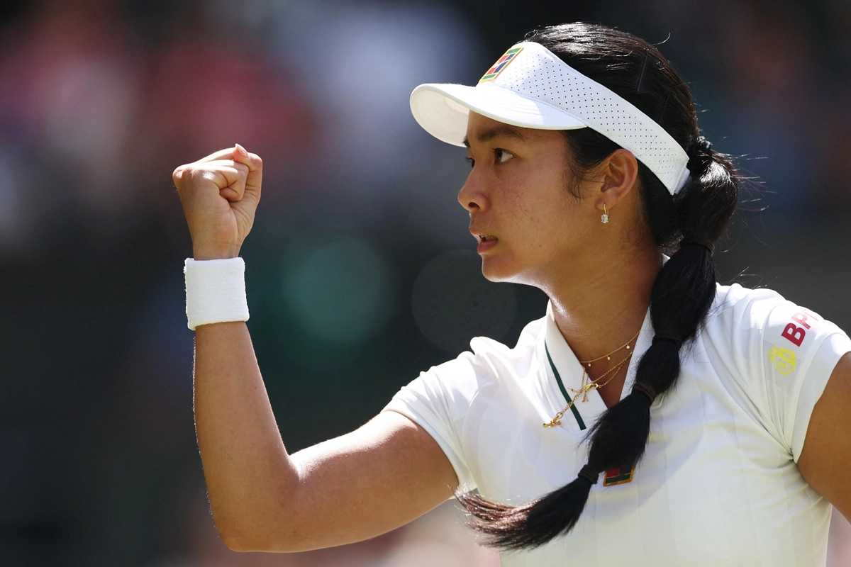 Alex Eala Wimbledon 2026: Stunning Upset Over Iga Swiatek 6 Alex Eala Wimbledon Upset Stuns Defending Champ Swiatek