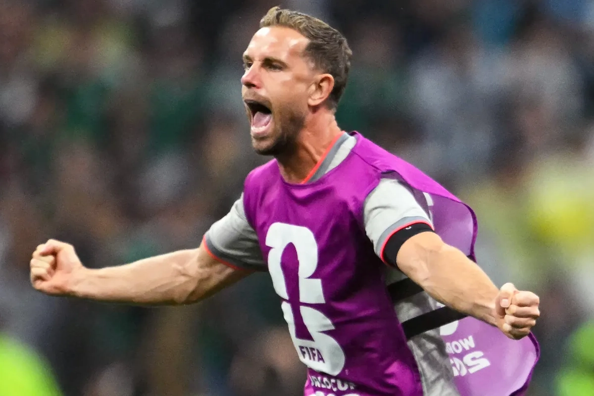 England World Cup 2026: 3-2 Mexico Thriller Ends in Henderson Injury Scare 4 England World Cup 2026 fans celebrating the win over Mexico